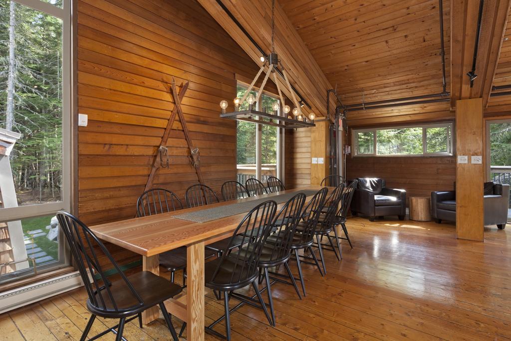 Ubc Whistler Lodge Γουίστλερ Εξωτερικό φωτογραφία